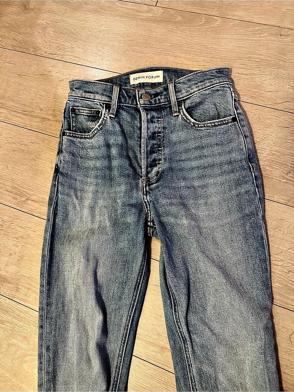 Denim Forum
The Yoko High Rise Slim High Rise Slim Jeans in 7 Yrs Bleu Taboo